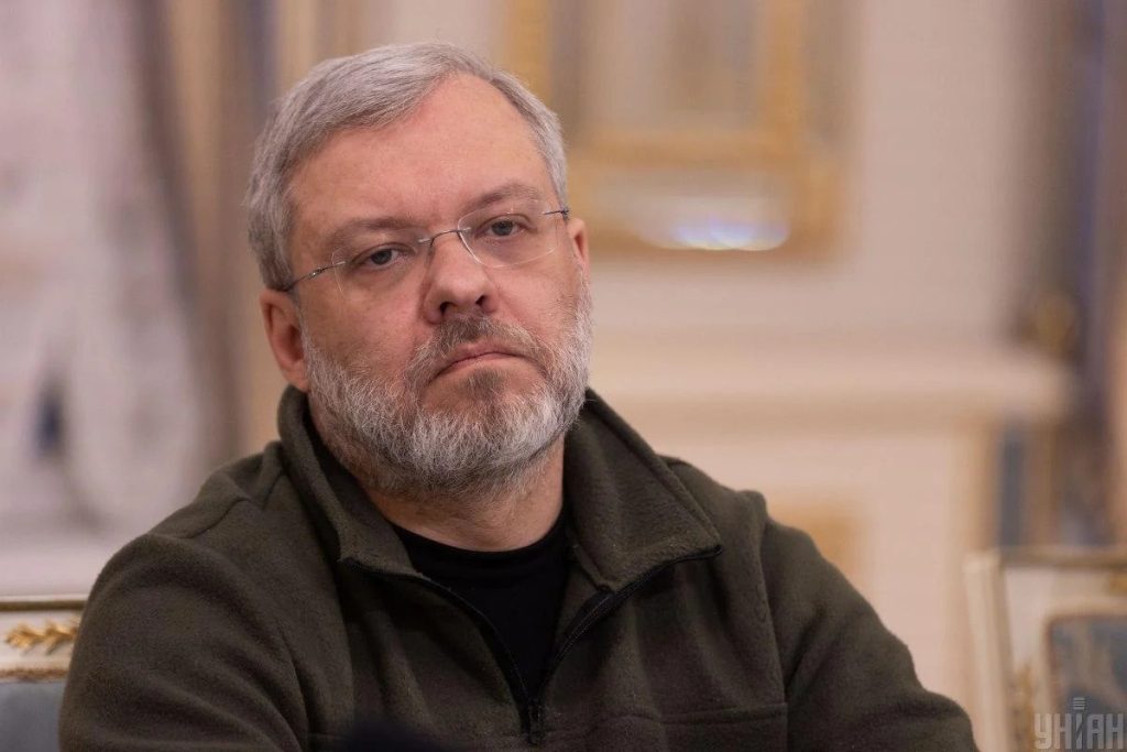 Міндіч Національність: повний огляд життя, кар’єри та особистості