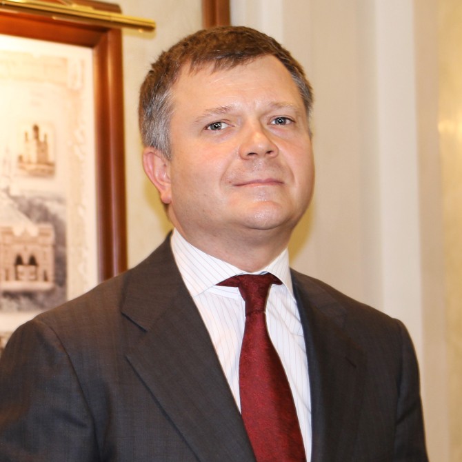 Андрій Єрмак Особисте Життя: Подробный обзор биографии и карьеры