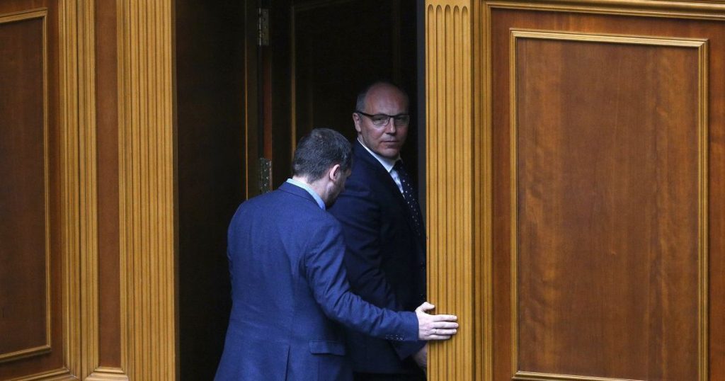 Хто Такий Андрій Парубій: Біографія, Кар'єра та Особисте Життя