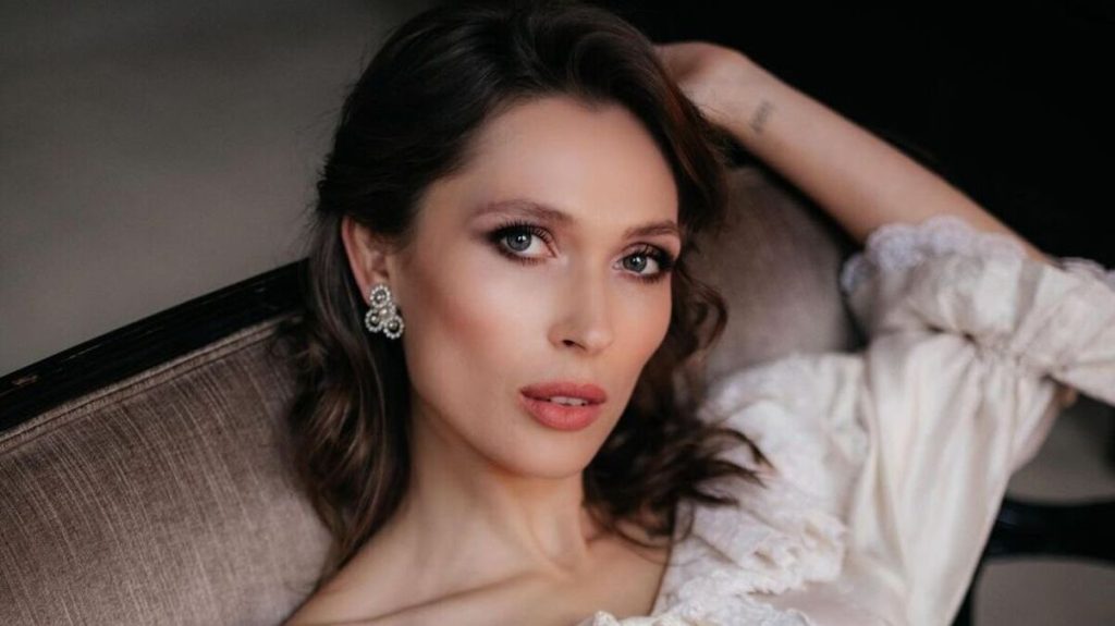 Олена Світлицька Особисте Життя: біографія, кар'єра та родина