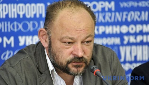 Син Стус: биография, личная жизнь и творческий путь